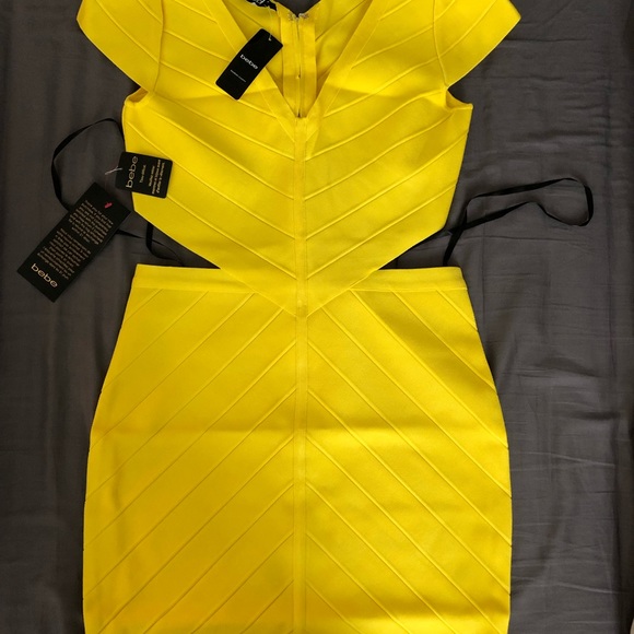 Dress - Picture 4 of 5